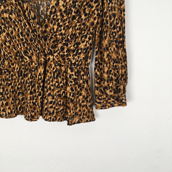 Zara Trf Leopard Print Faux Wrap V-Neck Blouse in Animal Print - Picture 4 of 9